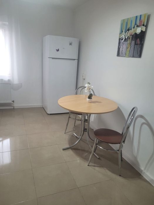 Inchiriez Apartament 2 camere