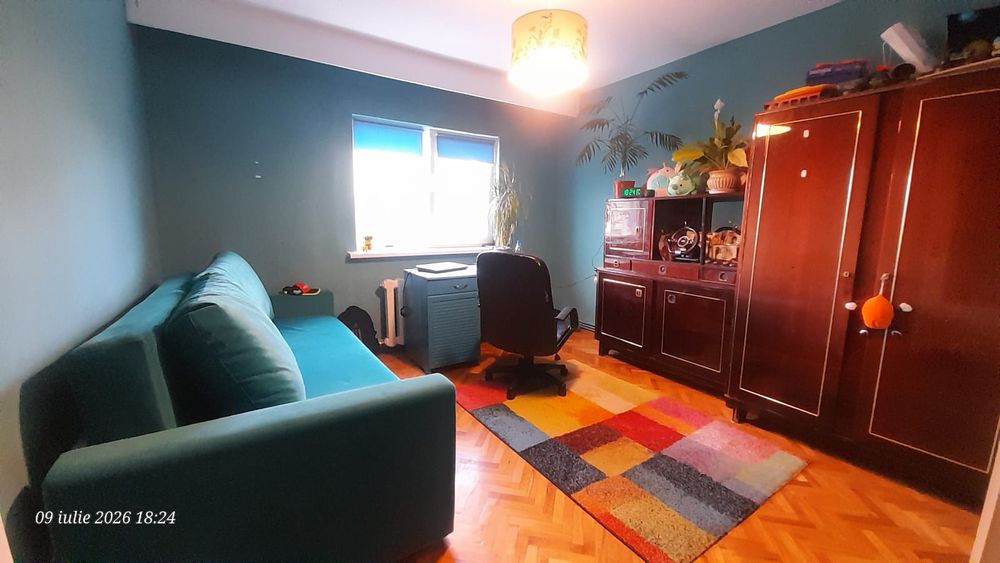 Vând apartament 2 camere Str Fabricii de Zahar