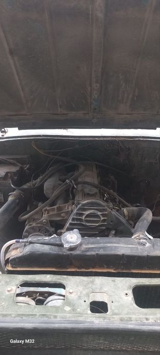 Uaz sotiladi idial xolatda