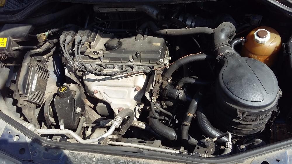 Renault megane scenic-Рено Сценик 1.6-2.0 .на-части