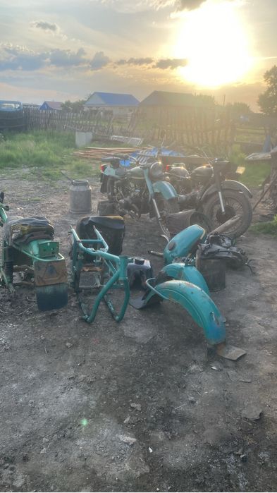 Продам запчасти мотоцикл урал