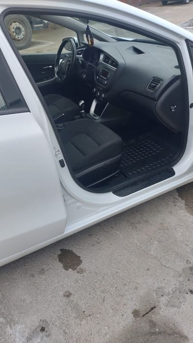 Kia ceed 1.6D 136 cp