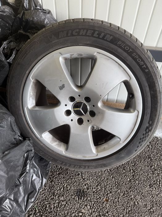Mercedes w221 Michelin Pilot Sport летни гуми с джанти 255 45 18