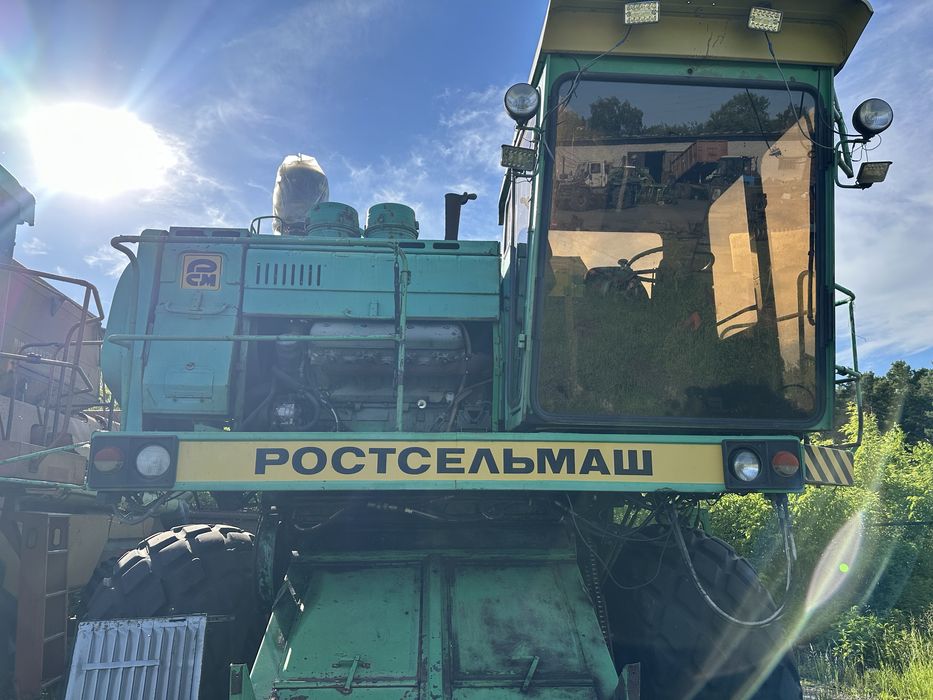 Продам комбайн ДОН 1500Б