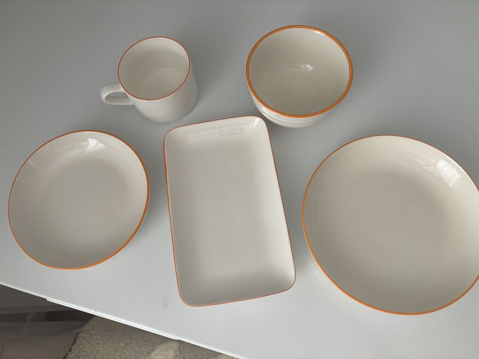 Продам новый набор посуды