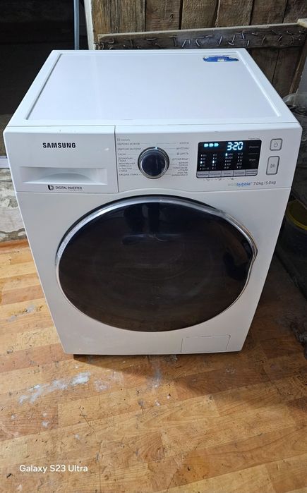 Продам стиральную машину LG