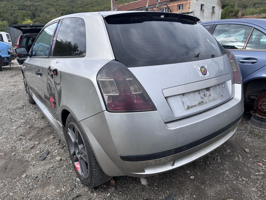 Fiat Stilo 1.9JTD 80hp 2003г На Части
