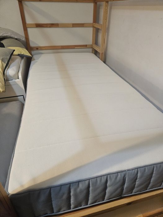 Pat ikea Kura cu saltea