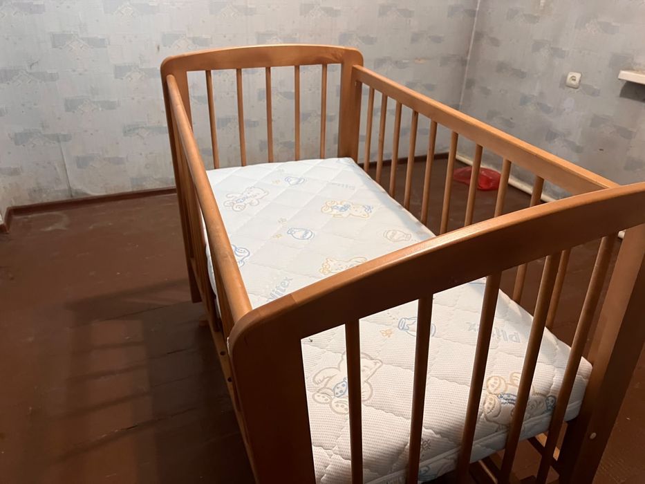 Манеж детский б/у