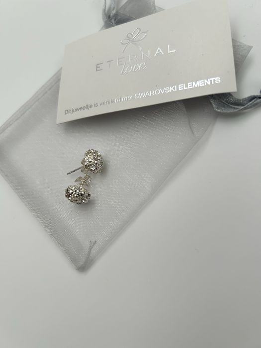 Cercei cu elemente Swarovski