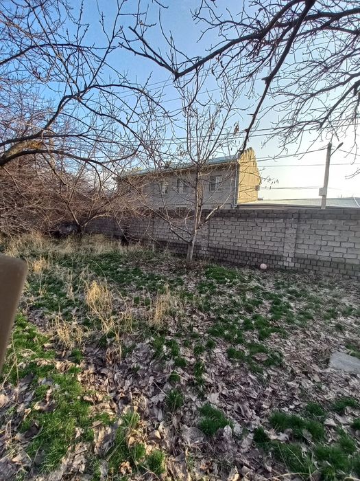 Seleksiyada Yer sotiladi 4-sotok 20 ga 20 (bu sotogining narxi)