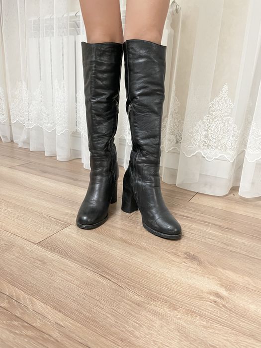 Продам зимние сапоги