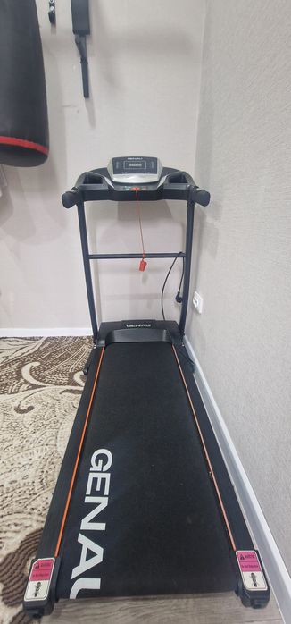 Беговая дорожка Genau