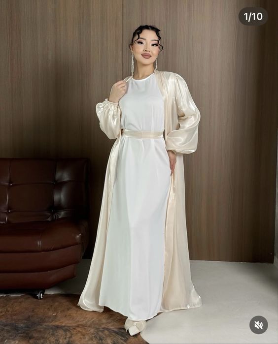 Абайка с белым платьем