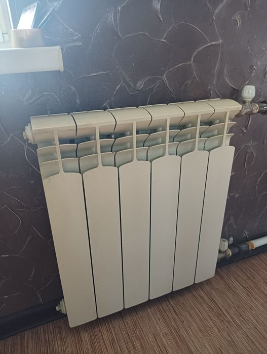 Продам радиатор отопления