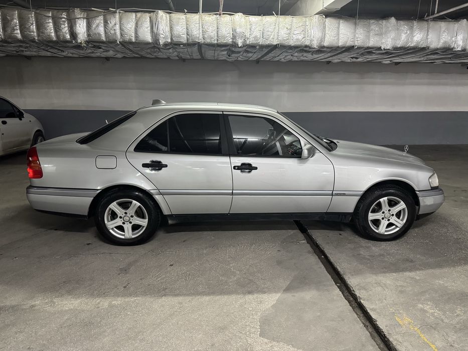 Mercedes benz W202 (М111 1.8L)/Метан/Бензин