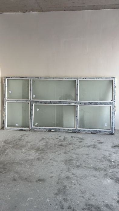 Пластиковое окно / Витраж (Новое, от застройщика)