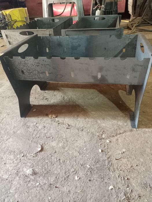 Мангал на 10 шампуров