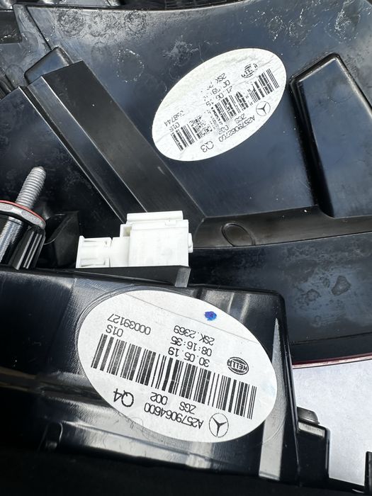 Stop stânga hayon  full led mercedes cls w257.cod:a2579064600.a2579062700.
