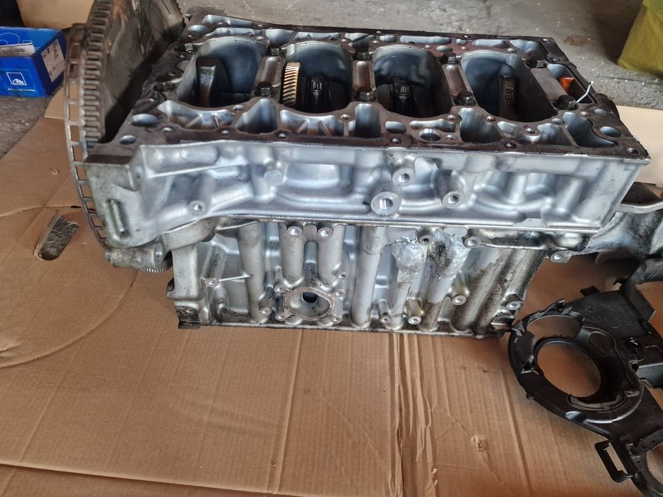 Vibrochen pistoane biele  VOLVO T23
