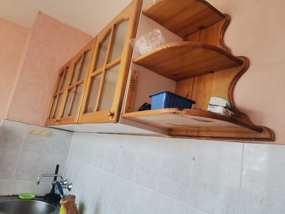 Давам под наем...