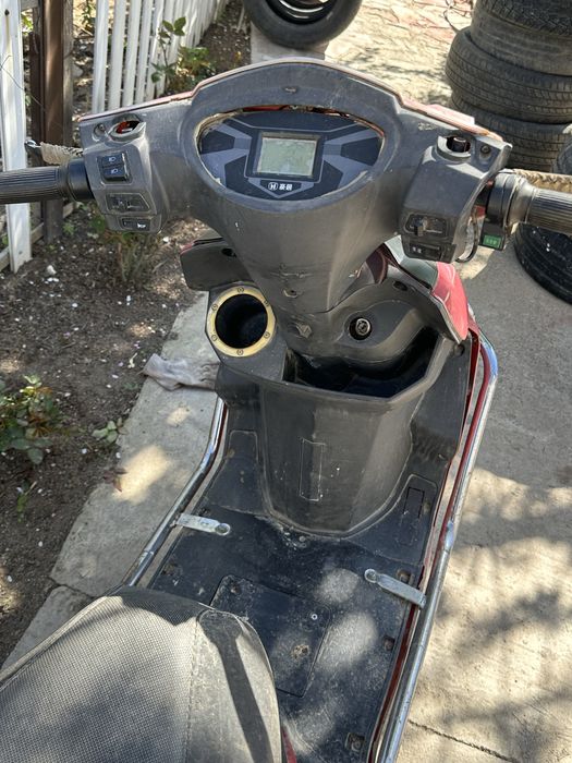 Электроскутер Hoken