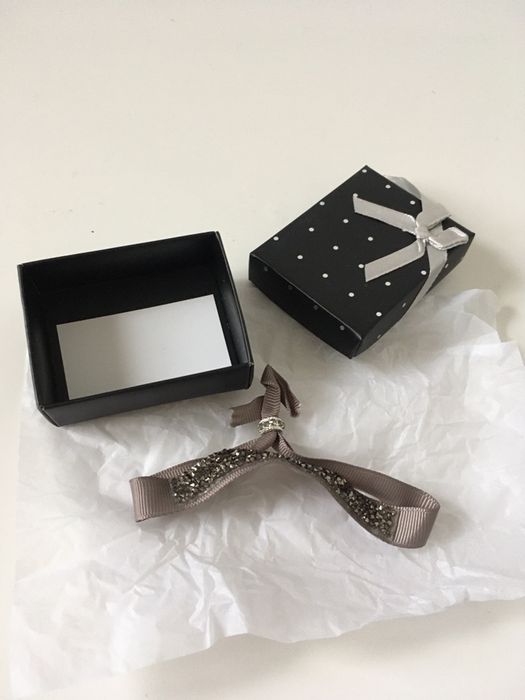 Bratara moderna si foarte chic