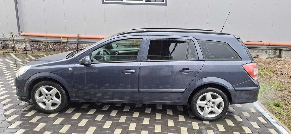 Vând mașină opel preț bun