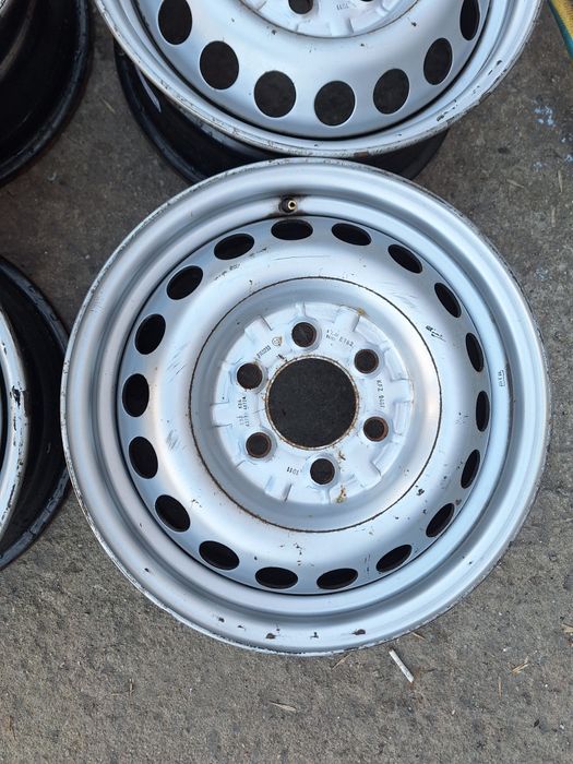 Мерцедес "Спринтер ",Фолскваген "Крафтър "-16цола-6/130-1бр.-100лв.