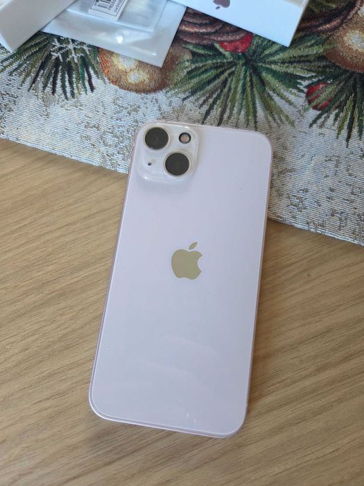 Apple iPhone 13 256 GB - Pink