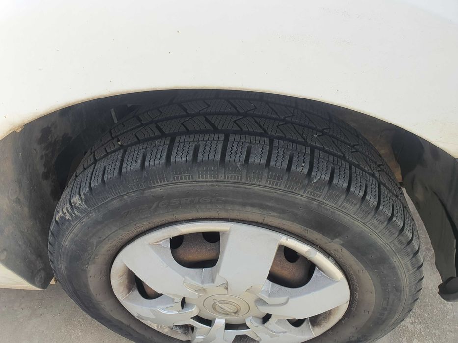 Autoutilitara Opel Movano