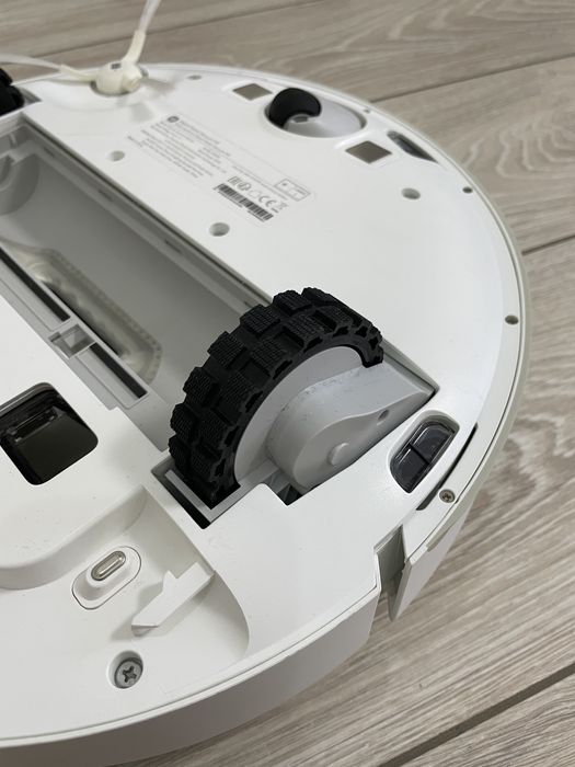 Продам пылесос Xiaomi Robot Vacuum X10
