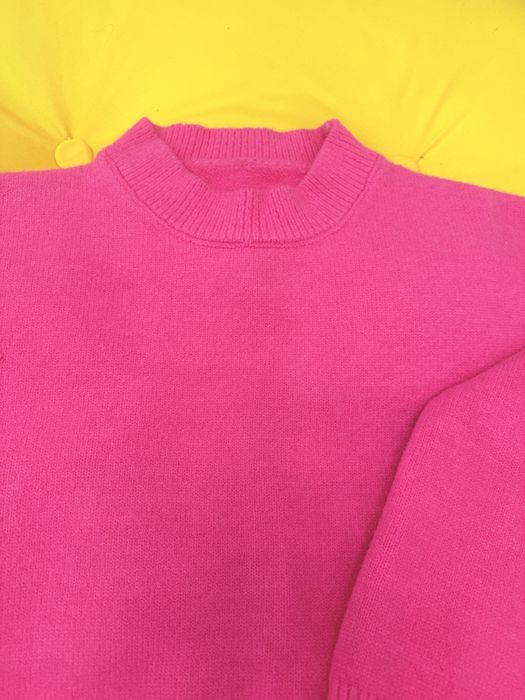 Женский свитер……