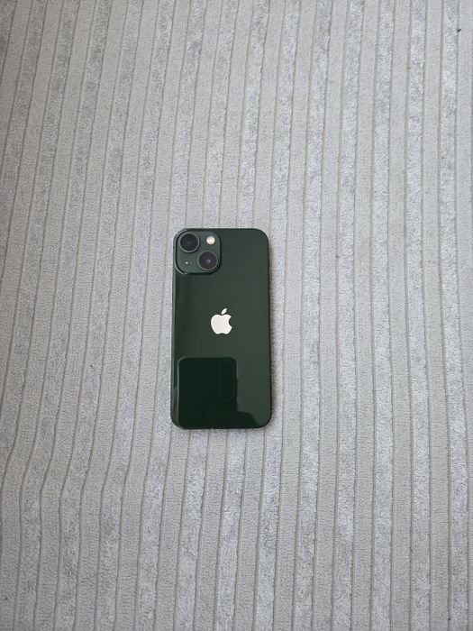 Продавам iPhone 13mini  256gb в отлично състояние!