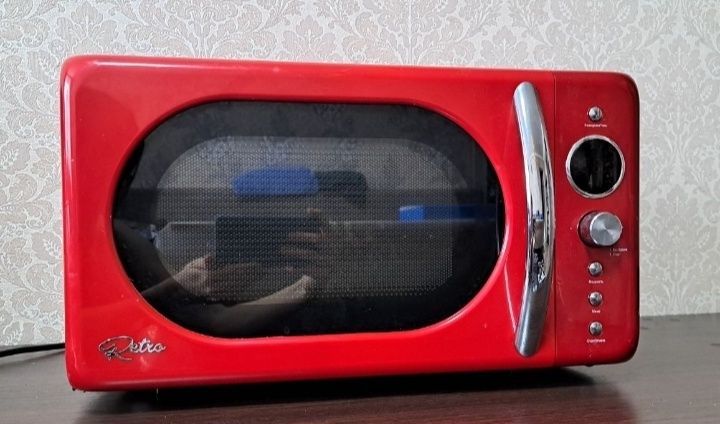 Продам микроволновку недорого