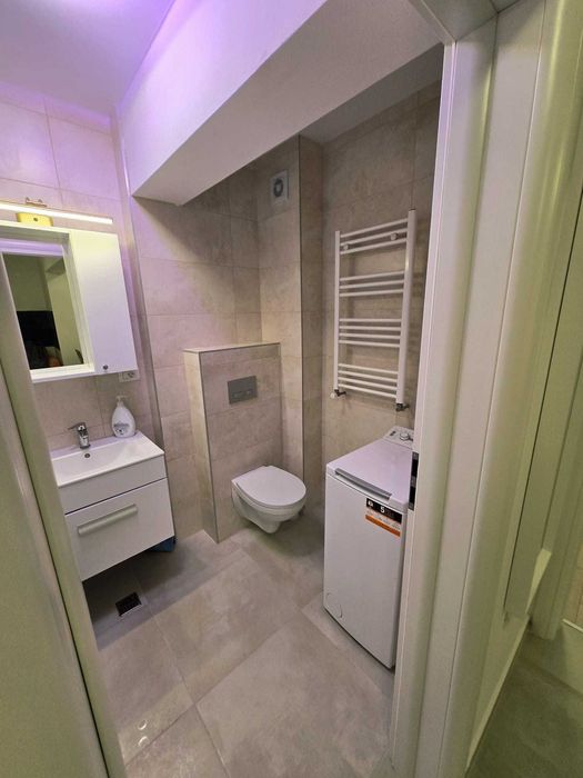 Inchiriez ap 2 camere tip studio, Etaj 6 din 7, Parcare,metrou Berceni