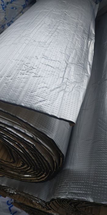 Шума и теплоизоляционный материал с фольгой