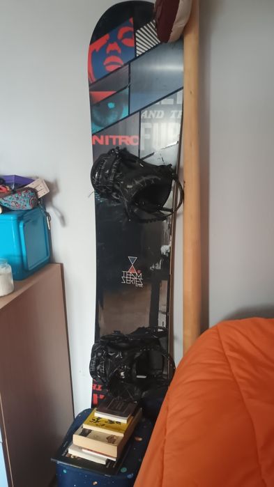 Продвам цяла екипировка за сноуборд Nitro 162см и т.н.