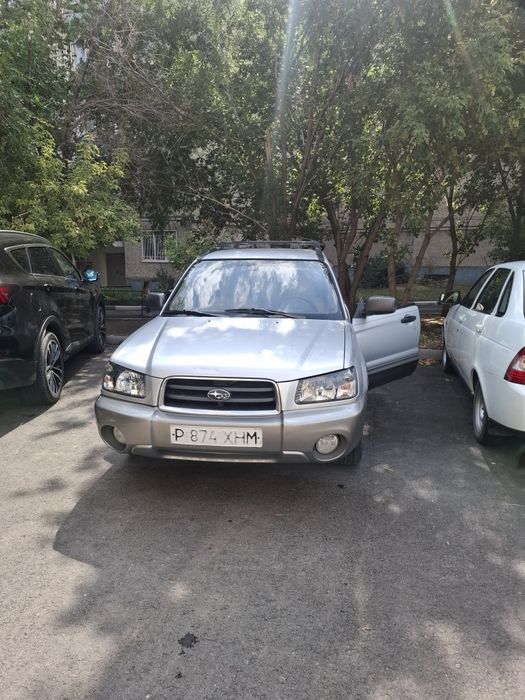Продам Субару форестер 2003 год 2.5л автомат