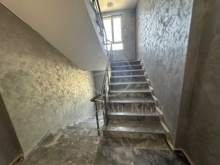 Реф. 507 Двустаен Апартамент с АКТ 16  / Южен