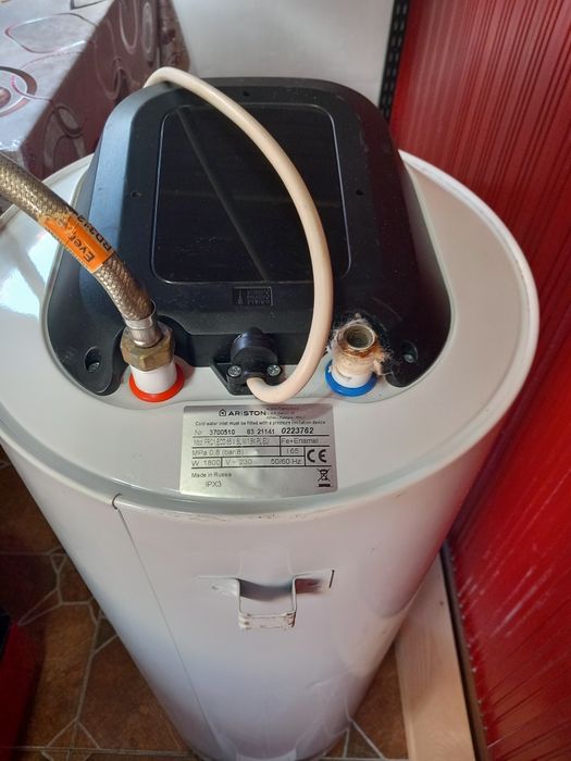 Se vinde ,boiler