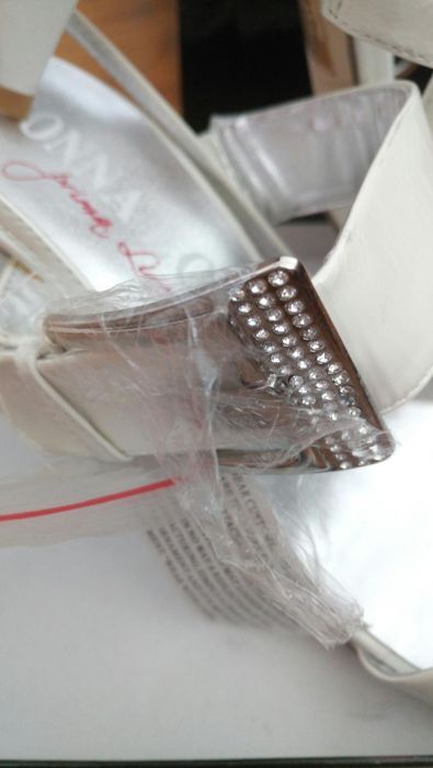 Нови! Дизайнерски италиански бутикови сандали и обувки!