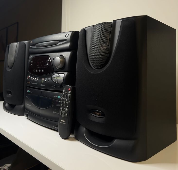 Музыкальный центр