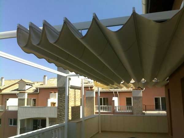 Pergole Suprem 4 anotimpuri ,Parasolare cu brat articulat