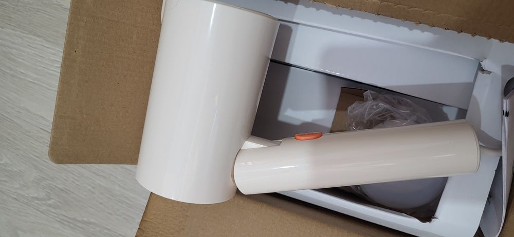 Паровой утюг новый