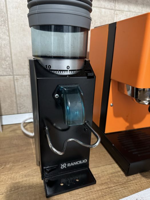 Râșniță profesională cafea Rancilio Rocky
