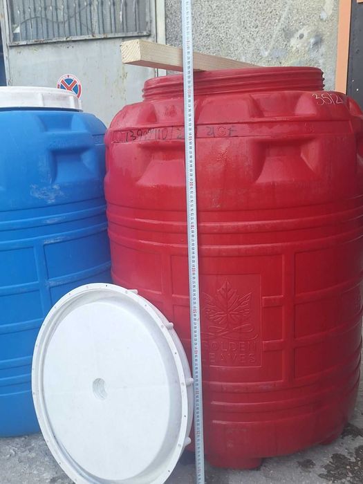 Червени бидони 430л Хранителна пластмаса