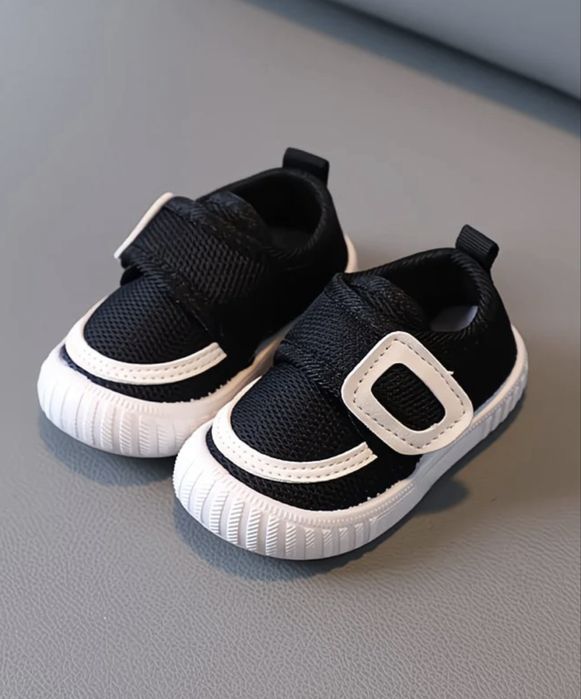 Сандали, ботиночки для ребенка