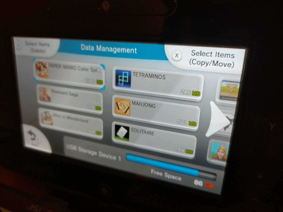 Nintendo Wii U конзола с 500GB външен хард, много игри и аксесоари