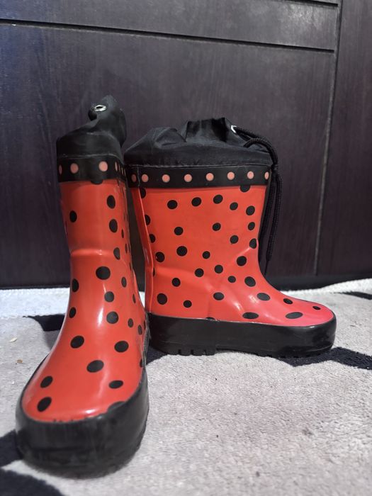 Детски якета и обувки